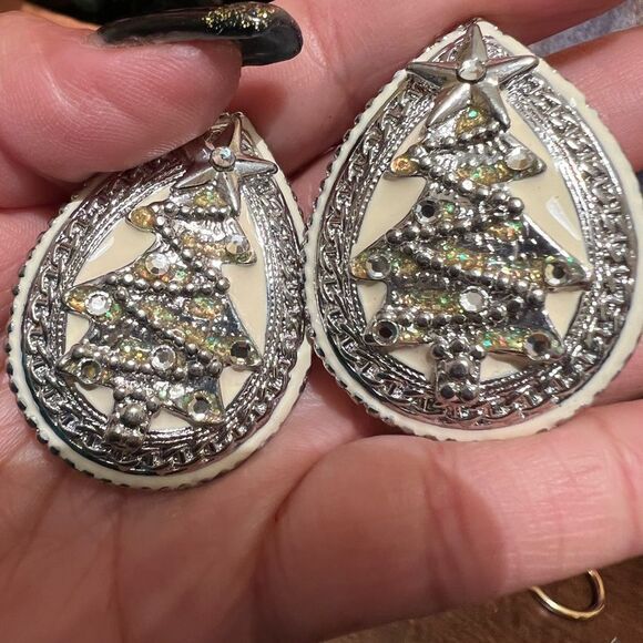 Christmas Tree clip earrings - Picture 1 of 2